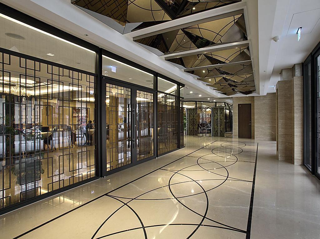 Grand City Hotel Fengyuan Exterior foto
